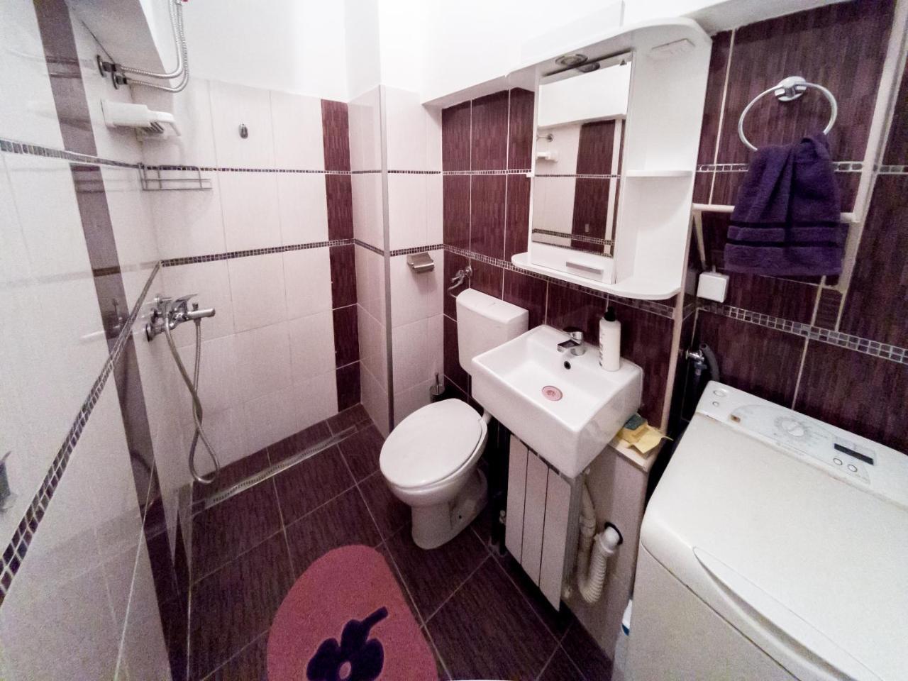 Apartment Ema Belgrado Esterno foto